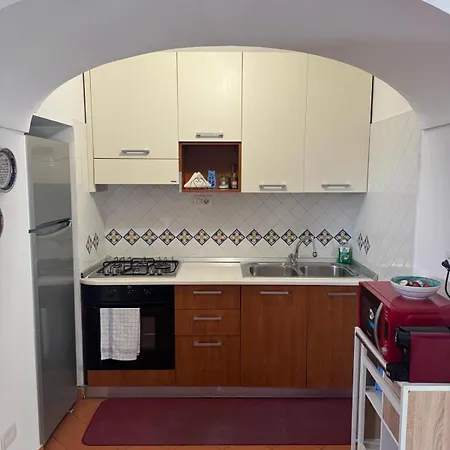 Cozy On Street Level 포지타노