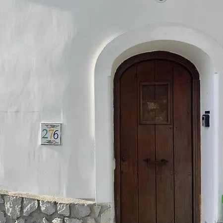 Cozy On Street Level