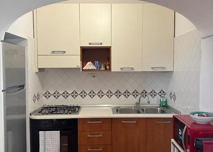 Cozy On Street Level Apartamento Positano